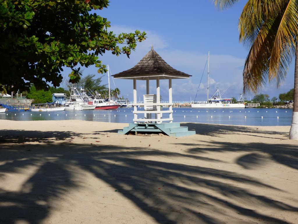 Beach Studio 18 Ocho Ríos Exterior foto